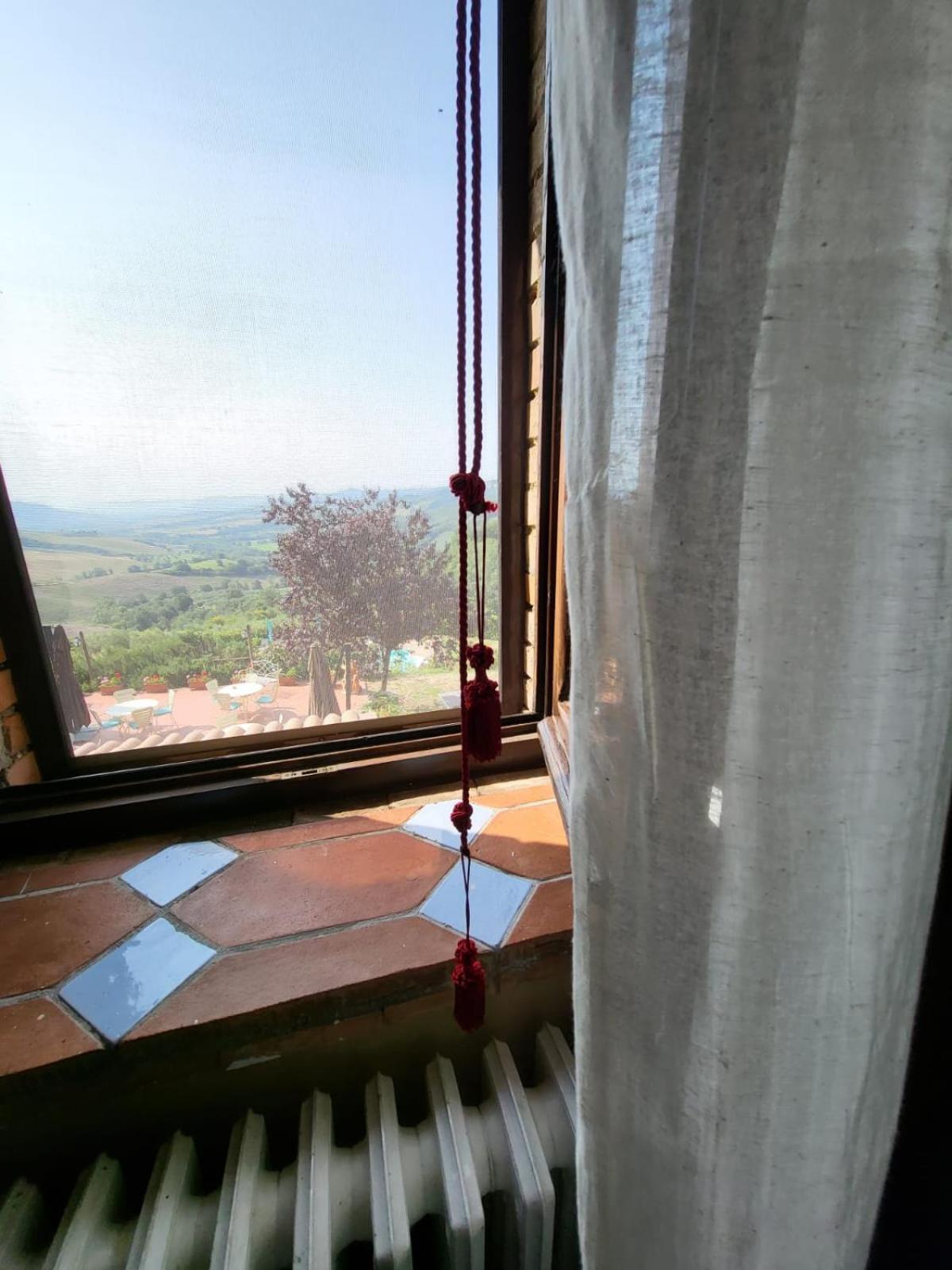Country House La Collina Di Bargiano - Casa Raffaella Allerona 外观 照片